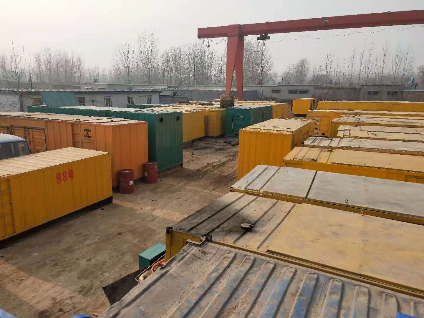 新城租赁发电机-灰尘、风沙对柴油发电机组造成哪些不良影响？