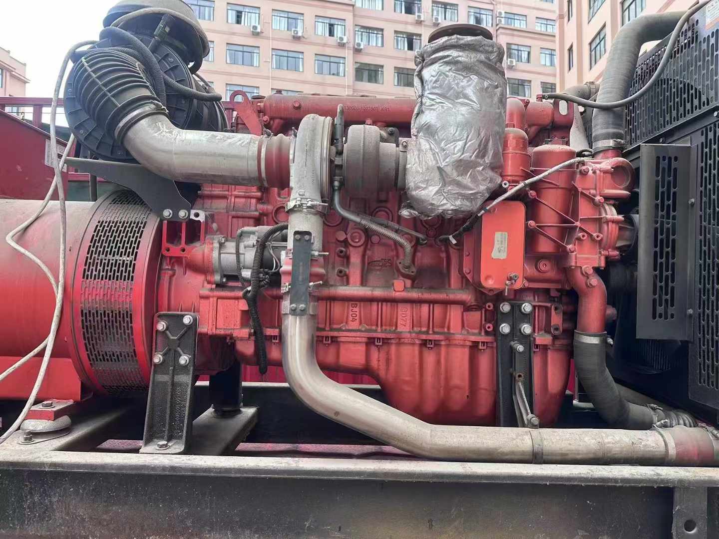 新城如何选择适合 600kW 柴油发电机组的过载保护器？