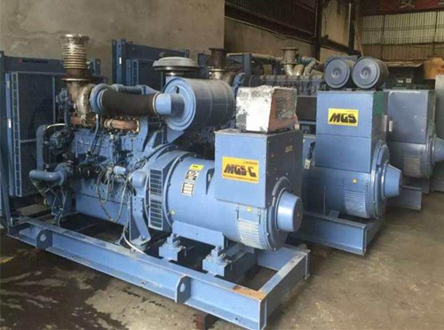 新城发电机组带负载降电压是什么原因照成的？