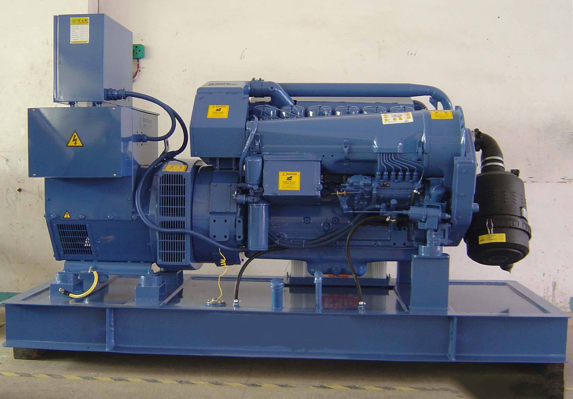 新城汽油发电机组冬季启动前，电瓶需要做哪些检查和维护？